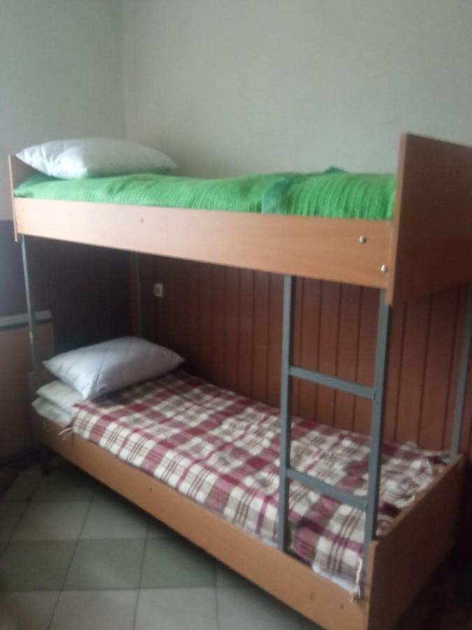 От Заката До Рассвета Hostel โปลตาวา ภายนอก รูปภาพ